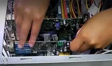 Cum se instalează un tuner TV Cum se instalează un tuner TV