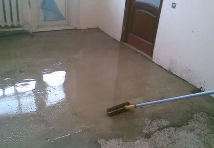 Cum să se alinieze podea sub laminatul Cum să se alinieze podea sub laminatul