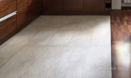 dale de granit în bucătărie ca