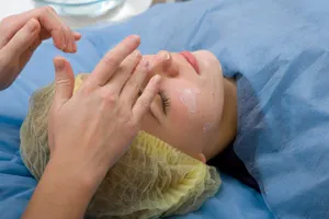 acnee produse cosmetice