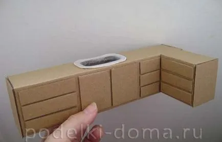 Cum de a construi o casă din cutie