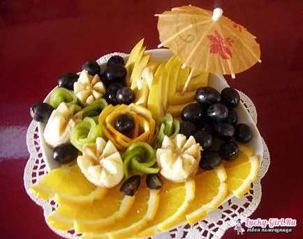 Cât de frumos tăiate de fructe pe masa