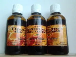 Cum și ce tratează propolis