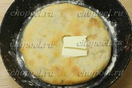 plăcinte osetine cu brânză și cartofi plăcinte osetine cu brânză și cartofi