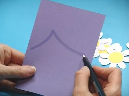 Fa-o carte poștală cu mâinile pentru mama Fa-o carte poștală cu mâinile pentru mama