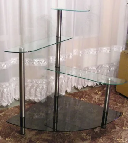 Etaj standuri pentru flori cu propriile sale mâini