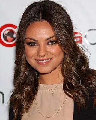 Imagini cum se face Kunis