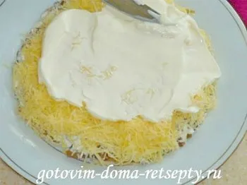 Salata cu carne de pui si nuci Salata cu carne de pui si nuci