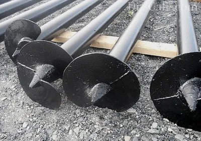 Coloane pentru gard cu mâinile Coloane pentru gard cu mâinile