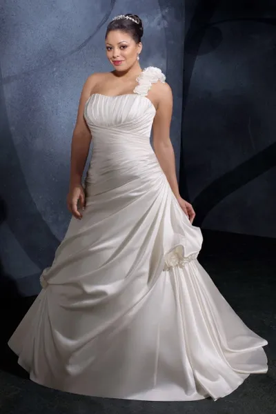 de mari dimensiuni rochie de mireasa