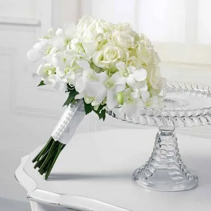 Buchet de trandafiri pentru mirese
