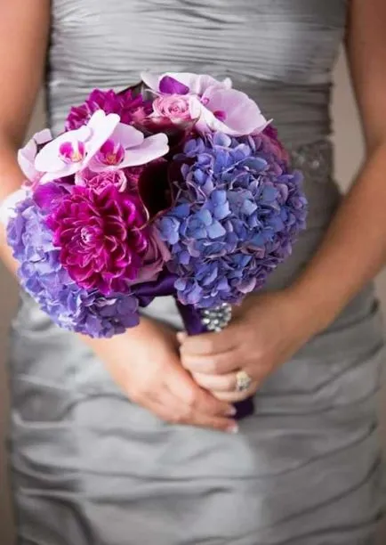Buchet de trandafiri pentru mirese Buchet de trandafiri pentru mirese