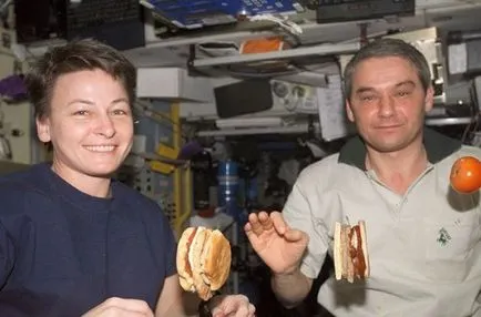 Cum să mănânce astronauții în spațiu