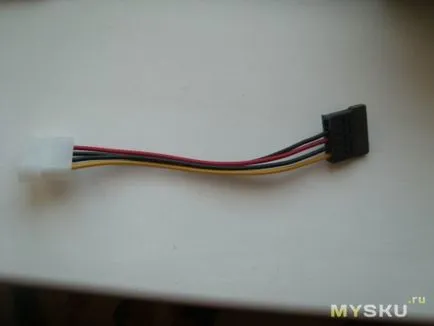 Adaptor pentru a conecta dispozitive IDE și SATA prin port USB al magazinului