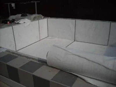 O piscină cu mâinile lor din film - o trecere în revistă a filmelor și finisare