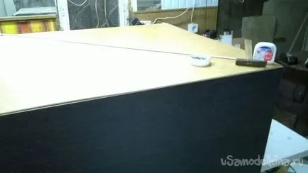 Lenjerie de piept de sertare cu mâinile lor