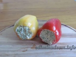 ardei bulgari umplute cu brânză și usturoi - a manca si a pierde in greutate (bulgară) ardei bulgari umplute cu brânză și usturoi - alimentație și pierde în greutate