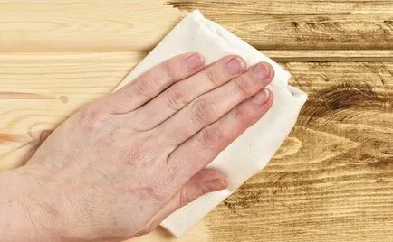 Ceea ce, în afară de lac poate fi acoperită cu mobilier din lemn (mobilier) Ceea ce, în afară de lac poate fi acoperită cu mobilier din lemn