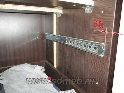 Desene ale pieptului, care este ușor de făcut cu mâinile, se face mobilier