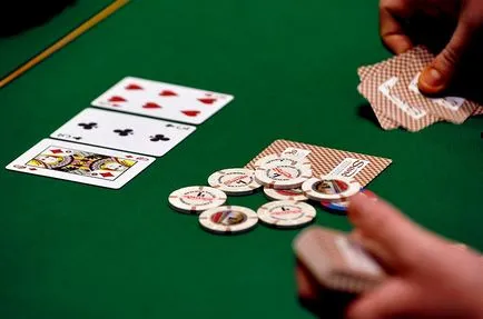 Ce este un flop în poker tipuri de flop și cum să joace dacă flop-ul nu se potrivea (ca joc în cazul în care flop-ul nu se potrivea) Ce este un flop în poker tipuri de flop și cum să joace flop-ul în cazul în care nu se apropie