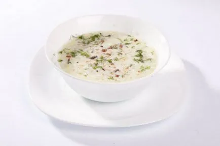 Ce delicios poate fi făcută din lapte acru (reteta) (litri de lapte acru) Ce delicios poate fi făcută din lapte acru (rețete)