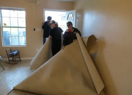 Dezmembrează îndepărtarea linoleum, linoleum elimina vechi lipite pe podea, cum să eliminați un beton (demontarea) Dezmembrează îndepărtarea linoleum, linoleum elimina vechi lipite pe podea, cum să eliminați un beton