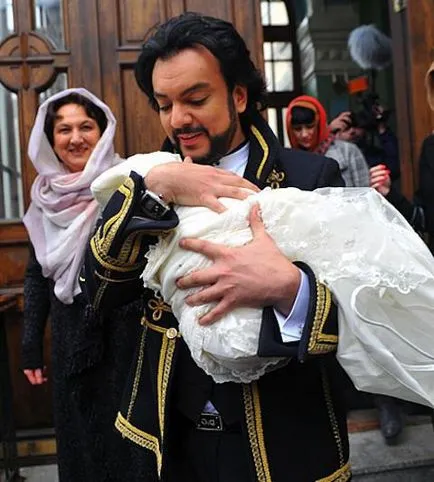 Numele fiicei lui Kirkorov, data nașterii și alte informații (naștere) Numele fiicei lui Kirkorov, data nașterii și alte informații