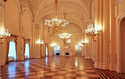 Casa cu o a doua lumină