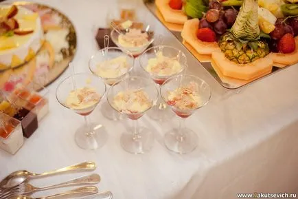 Alimente la nunta din Italia, snacks-uri, băuturi, deserturi, principalele fotografii feluri de mâncare (gustări) Alimente la nunta din Italia, gustări, băuturi, deserturi, feluri principale imagini