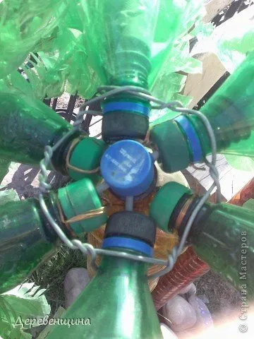 Cifrele din sticle de plastic la grădină pentru o grădiniță și un loc de joacă pentru copii (cifrele grădină cu mâinile lor) Cifrele din sticle de plastic pentru gradina pentru gradinita si loc de joaca