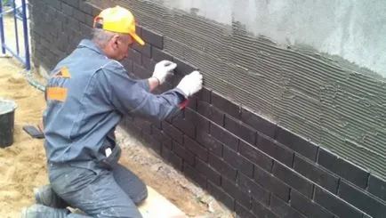 Fatada placilor ceramice, tipuri de echipamente și materiale de aplicare (tipuri de) Placile ceramice fațadă, tipurile de tehnică de material și aplicație