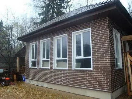 Fatada placilor ceramice, tipuri de tehnică de material și de aplicare (gresie) Placile ceramice fațadă, tipurile de tehnică de material și aplicație