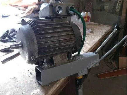 Generator de un motor asincron cu mâinile - cum să facă și să refacă sistemul și instrucțiunea (generator) Generator de un motor asincron cu mâinile - cum să facă și să refacă sistemul și instruirea