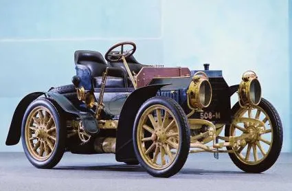 Istoria raportului de brand mercedes de brand