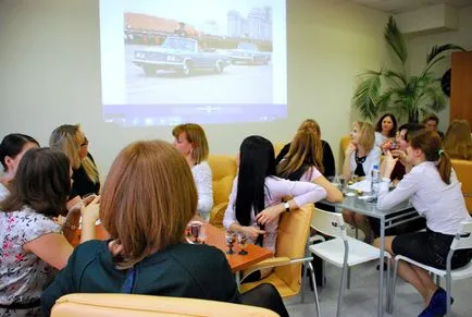 Mind jocuri bufniță de cristal și creier-inel, vacanță din nou! (Corporate) Mind jocuri bufniță de cristal și creier-inel, vacanță din nou!