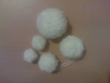Cum de a face POM-poms de fire, ceea ce face pomponul pufos propriile lor mâini Nou video de Anul