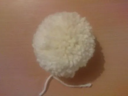 Cum de a face POM-poms de fire, ceea ce face pomponul pufos propriile lor mâini Nou video de Anul