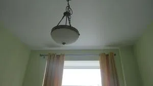 Așa cum în mod corect decât să lapte de var plafonul în casă sau apartament, pentru a alege o rolă de lapte de var