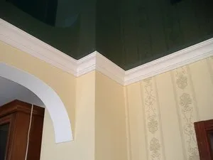 Așa cum poate fi lipit de plafoane muluri plafon tensiune, metode de fixare fileurile