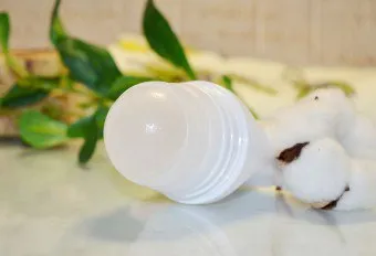 Ce antiperspirant protejează mai bine sau pulverizare mingii (minge) Ce antiperspirant protejează mai bine sau spray mingii