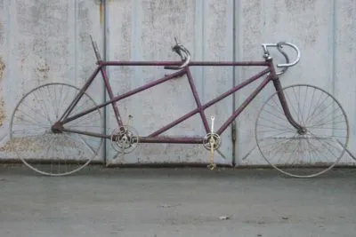 Cum să picteze bicicleta in casa 1