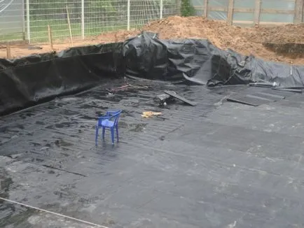Cum de a construi o pivniță instrucțiuni de instalare video cu mâinile lor, în special de construcție sub casă,