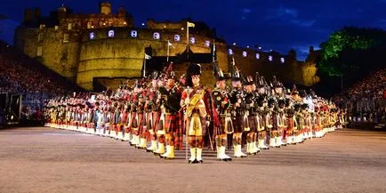 Ca parade din întreaga lume - fierbere (parade) Ca parade din întreaga lume - fierbere