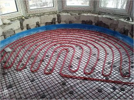 Cum podeaua de apă caldă - principiul fabricării de încălzire prin pardoseală (pardoseală) Cum podeaua de apă caldă - principiul fabricării de încălzire prin pardoseală