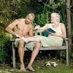 Deoarece femeile sunt crescute pentru bani feriți-vă de gigolo!