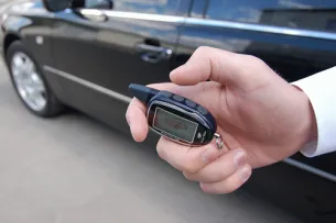 Cum să demontați alarma Keychain