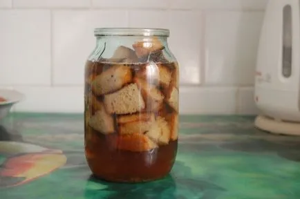 Cum sa faci o cvas acasă de la pâine (foto și video)