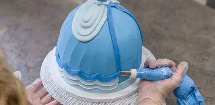 Cum sa faci un tort pentru fete - Barbie - mastic, reteta, foto