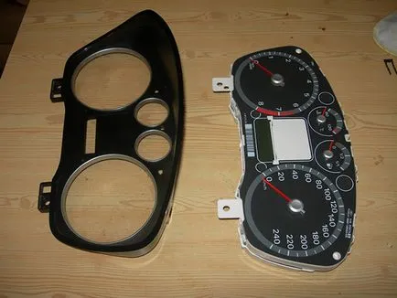 Demontarea panoului de bord Ford Focus 2 cu propriile lor mâini