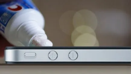 Cum de a elimina zgârieturile de pe un ecran de smartphone
